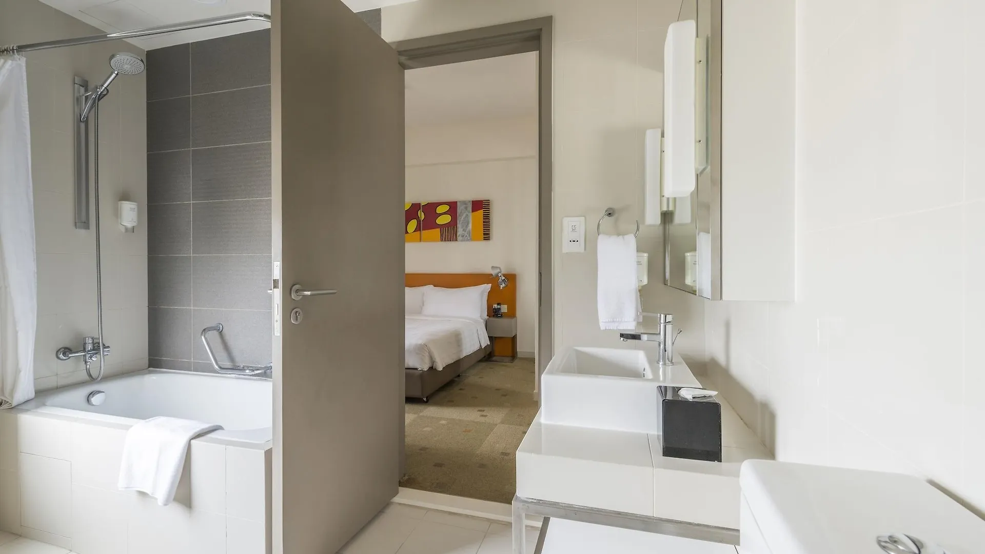Citadines Mount Sophia Singapore Aparthotel