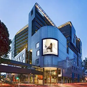 Citadines Mount Sophia Singapore 4*,